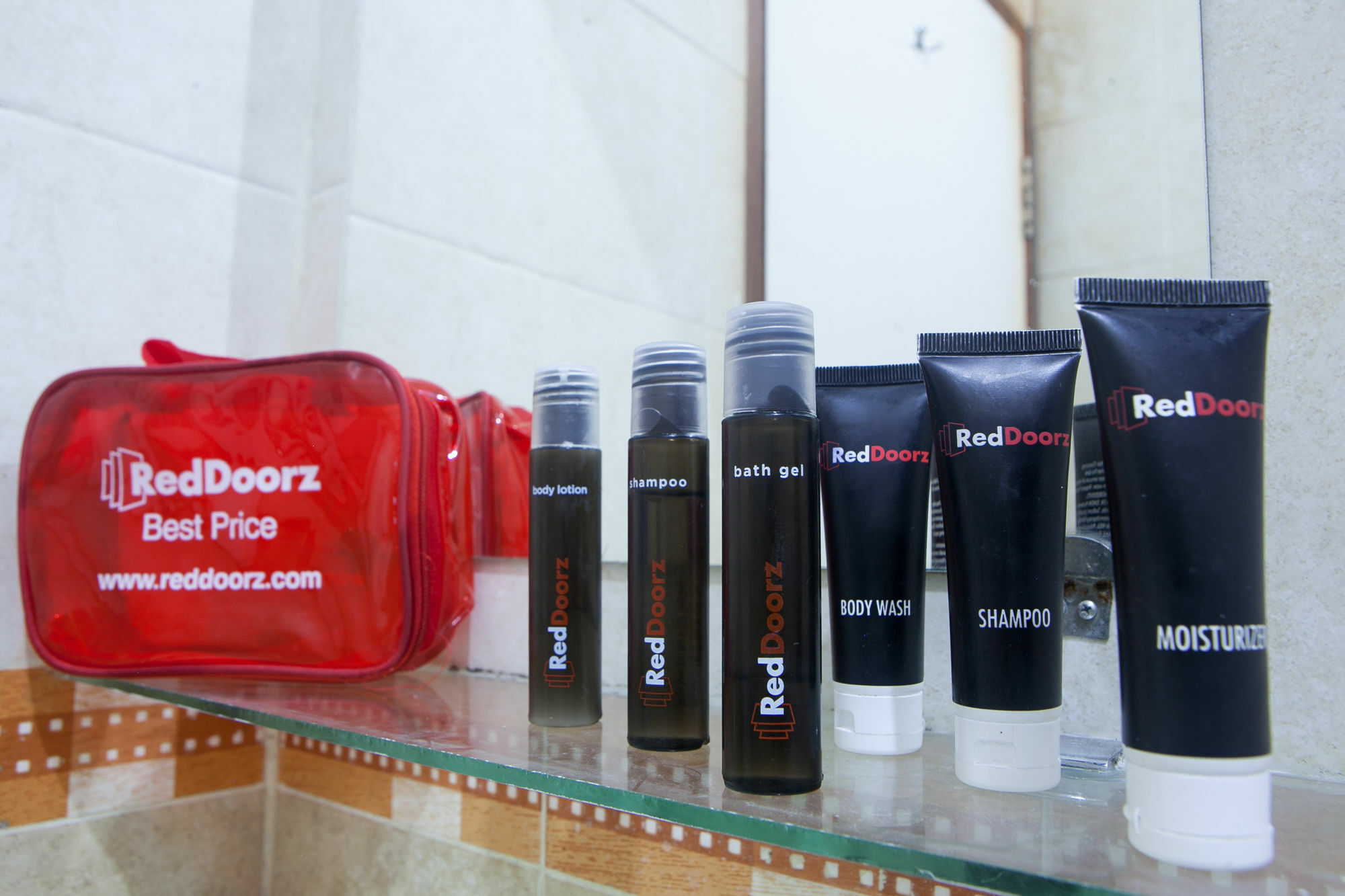 Reddoorz @ Cihampelas บันดุง ภายนอก รูปภาพ